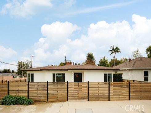 17472 E Santa Clara , Santa Ana, CA