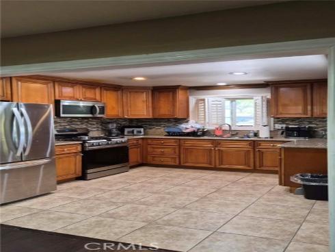 2302 S Diamond   Street, Santa Ana, CA