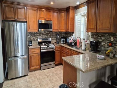 2302 S Diamond   Street, Santa Ana, CA