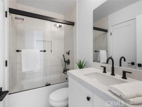 3905 W Hazard B-22 , Santa Ana, CA