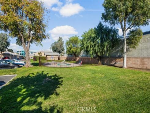 3905 W Hazard B-22 , Santa Ana, CA