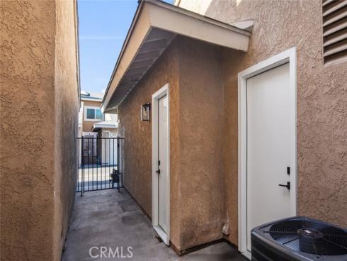 3905 W Hazard  B-22 , Santa Ana, CA