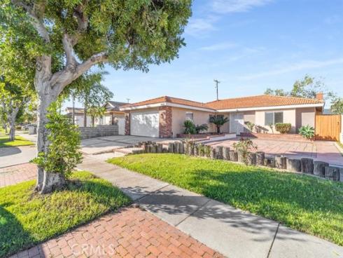 2618 S. Pacific Avenue