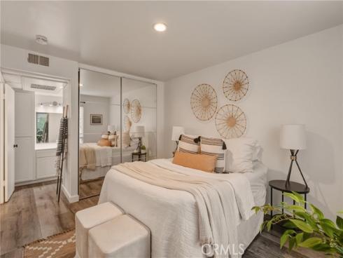 2863 S Fairview Unit A , Santa Ana, CA