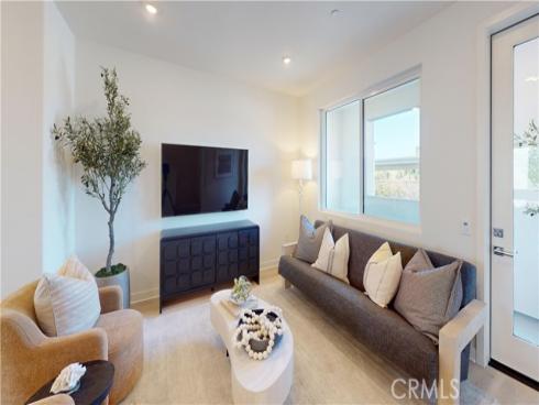 1814 E 1st 350 Street, Santa Ana, CA