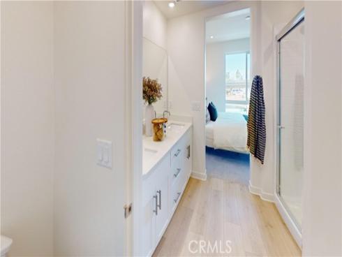 1814 E 1st 350 Street, Santa Ana, CA