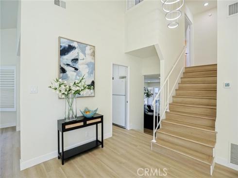 2301 W Manly , Santa Ana, CA