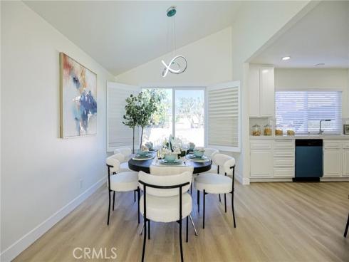 2301 W Manly , Santa Ana, CA