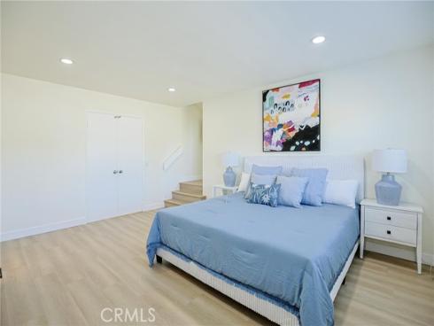 2301 W Manly , Santa Ana, CA