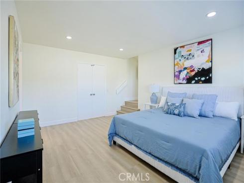 2301 W Manly , Santa Ana, CA