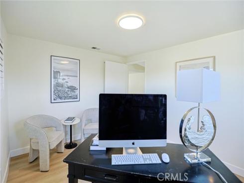 2301 W Manly , Santa Ana, CA