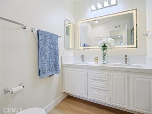 2301 W Manly , Santa Ana, CA