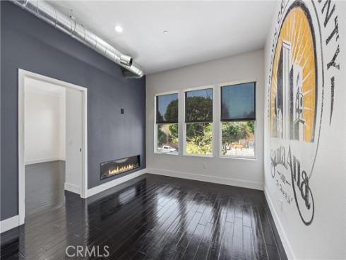 190 W 3rd , Santa Ana, CA