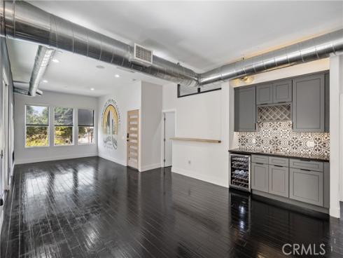 190 W 3rd , Santa Ana, CA