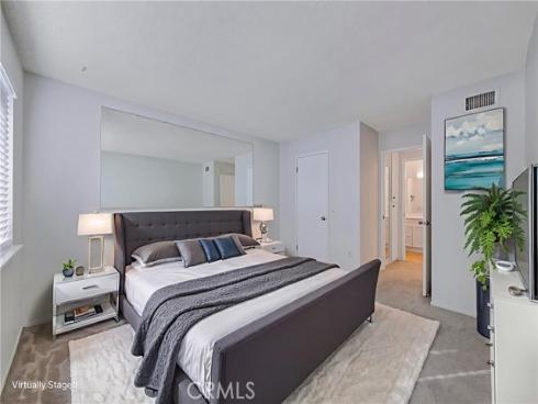 1076 Cabrillo Park C Drive, Santa Ana, CA