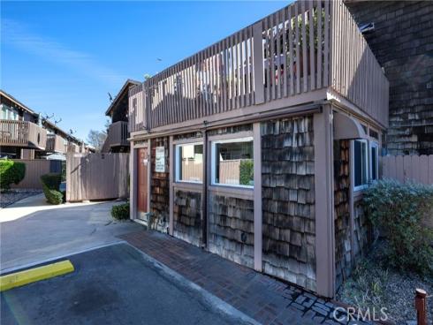 1076 Cabrillo Park C Drive, Santa Ana, CA