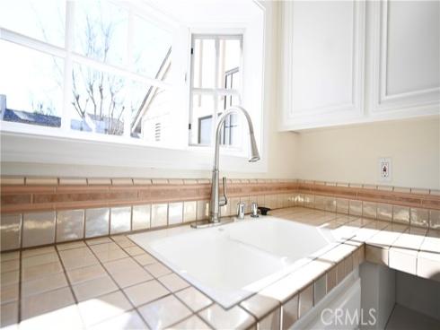 2624 N Tustin  D (141)  Avenue, Santa Ana, CA