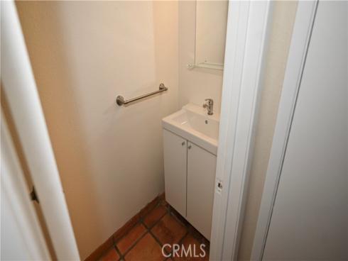 2514 N Tustin  F(66) , Santa Ana, CA