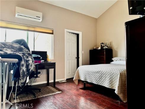 3913 W Hazard D , Santa Ana, CA