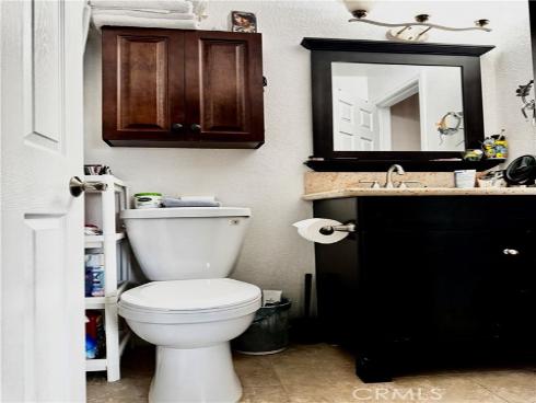 3913 W Hazard D , Santa Ana, CA