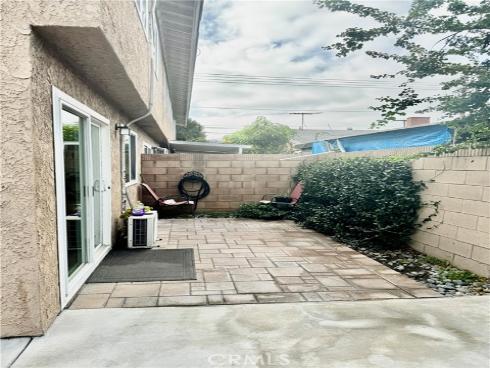 3913 W Hazard D , Santa Ana, CA