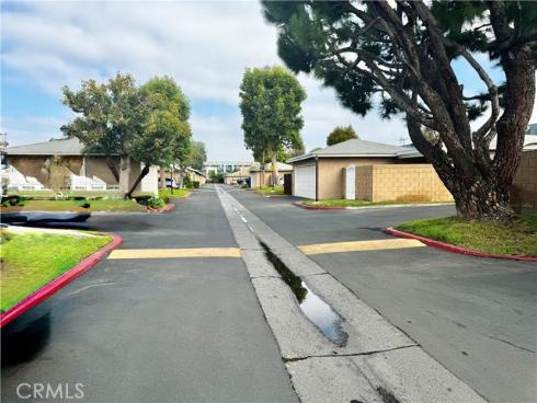 3913 W Hazard D , Santa Ana, CA