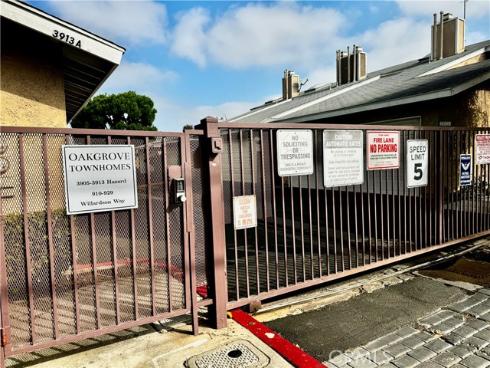 3913 W Hazard D , Santa Ana, CA