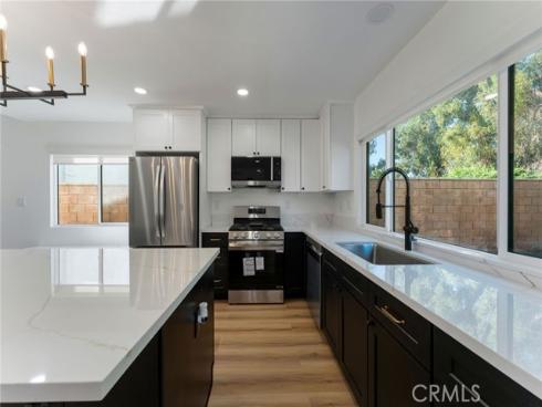 2534  Alona  , Santa Ana, CA