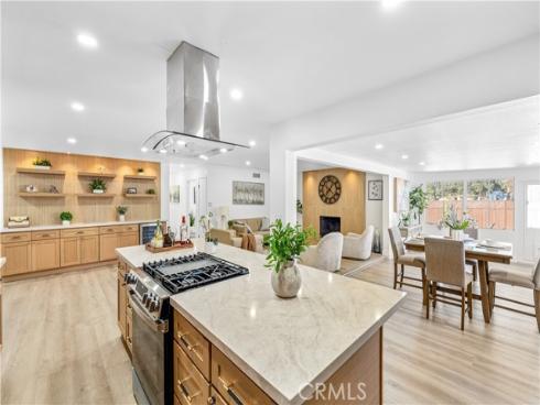 2029 W Flora , Santa Ana, CA