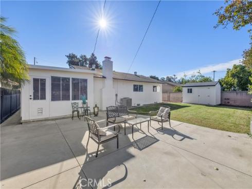 2029 W Flora , Santa Ana, CA