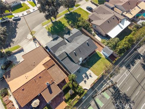 2029 W Flora , Santa Ana, CA