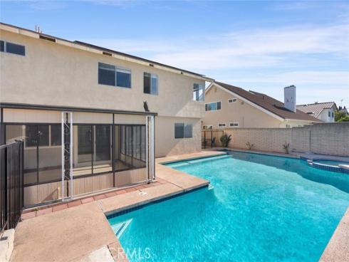 3018 S Pacific Avenue, Santa Ana, CA