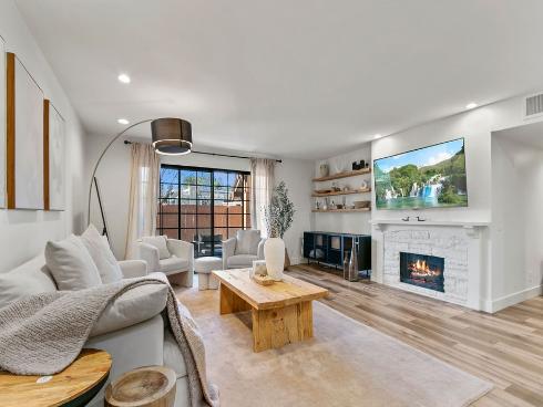 3621 S Bear C , Santa Ana, CA