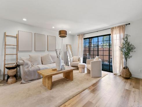 3621 S Bear C , Santa Ana, CA