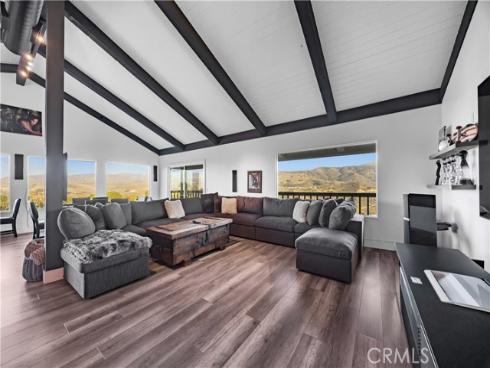 1711 Sirrine , Santa Ana, CA