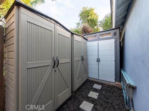 1913 W Adams , Santa Ana, CA