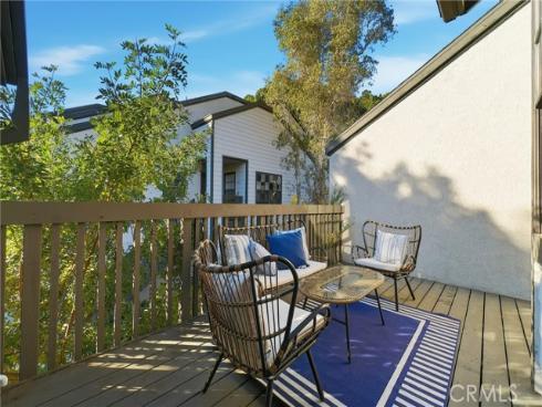 2516 W Macarthur j , Santa Ana, CA