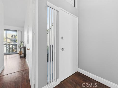 2516 W Macarthur j , Santa Ana, CA