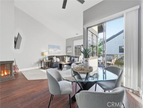 2516 W Macarthur j , Santa Ana, CA