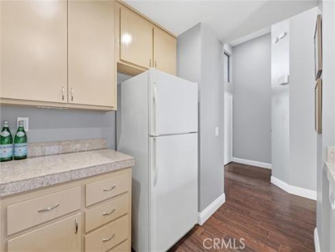 2516 W Macarthur j , Santa Ana, CA