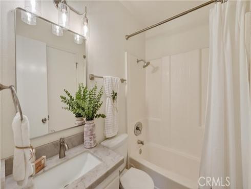 461 W Alton C , Santa Ana, CA