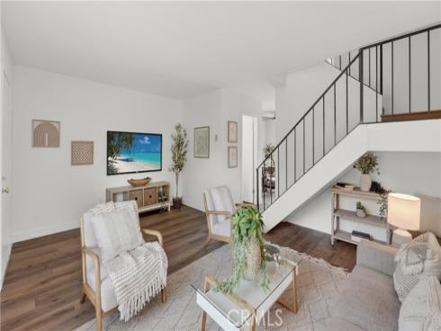 461 W Alton C , Santa Ana, CA