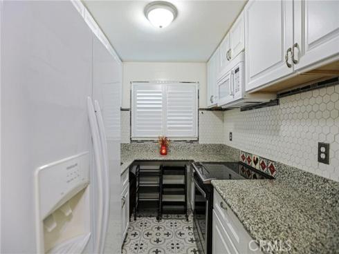631 N Bristol 62 , Santa Ana, CA