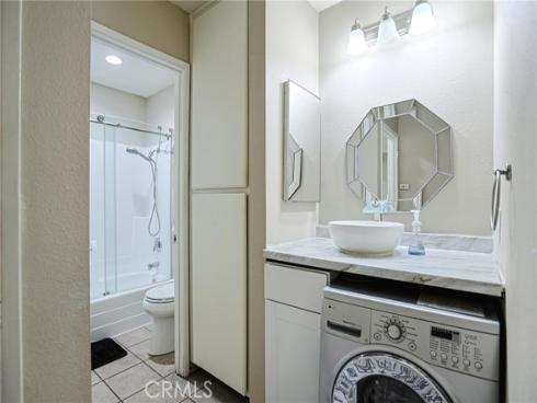 631 N Bristol 62 , Santa Ana, CA