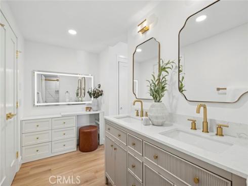 10222 Deerhill , Santa Ana, CA