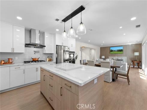 2101 N Westwood Avenue, Santa Ana, CA