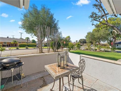 2101 N Westwood Avenue, Santa Ana, CA