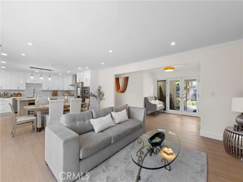 2101 N Westwood Avenue, Santa Ana, CA