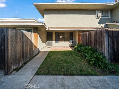 2443 Deodar 2 Street, Santa Ana, CA