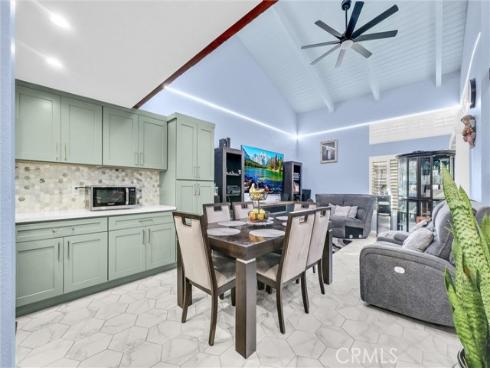 2520 N Tustin B , Santa Ana, CA